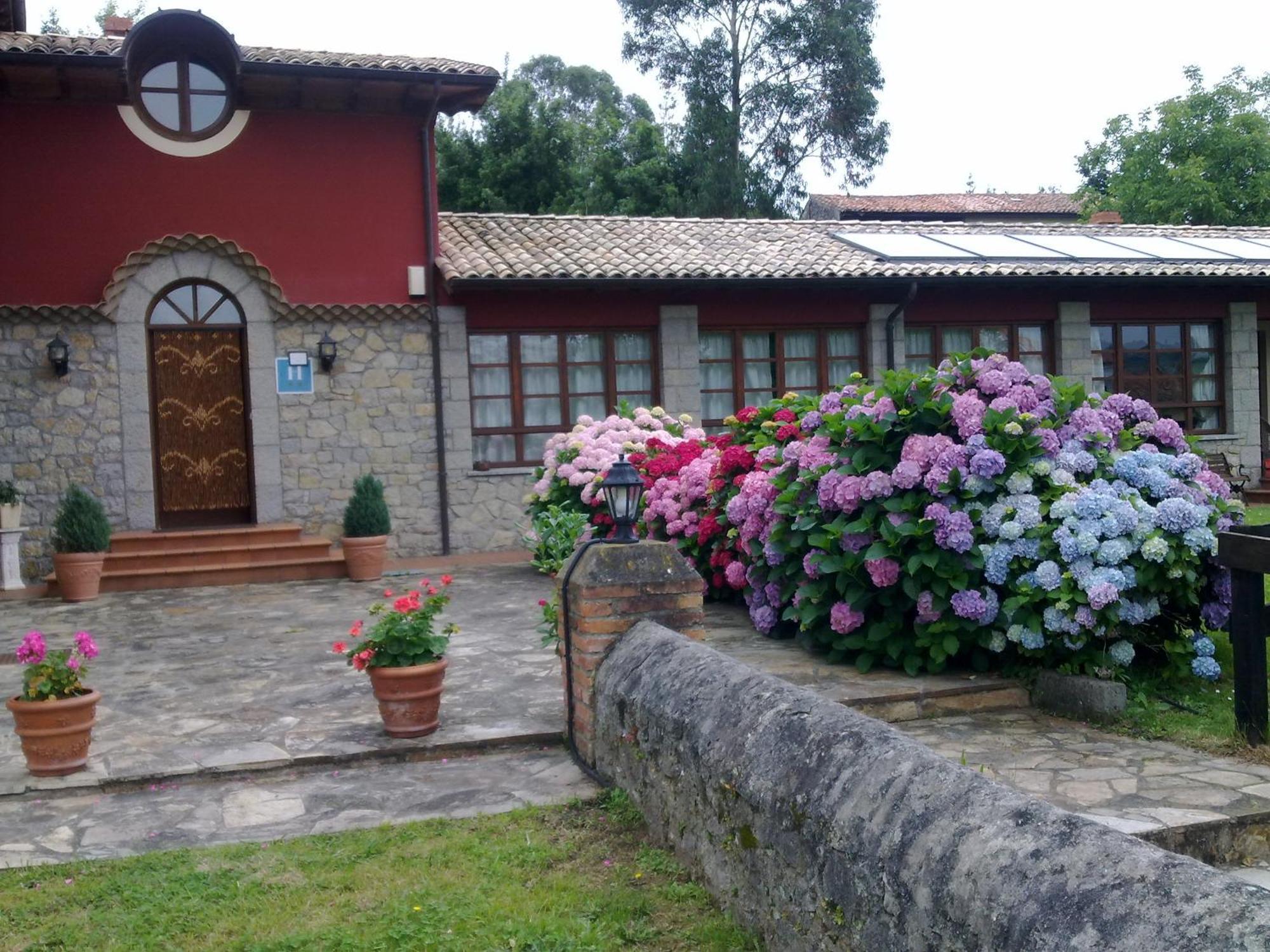 Hotel Rural Ovio Nueva De Llanes Extérieur photo